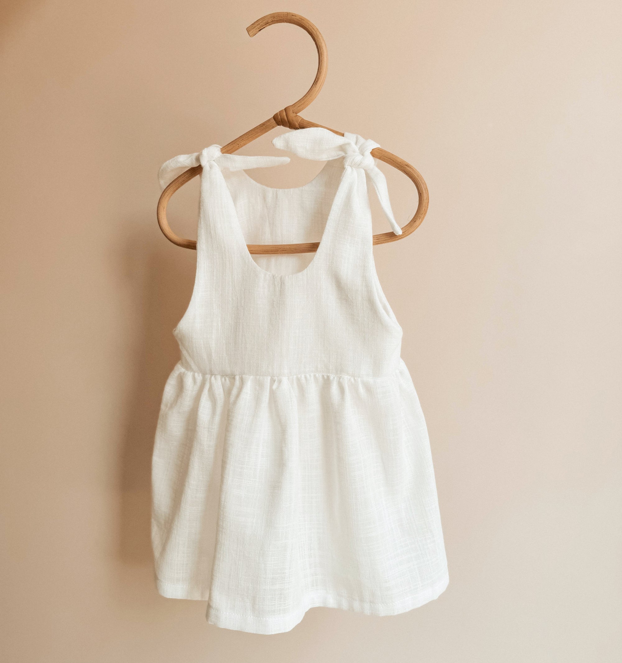 WHITE LINEN DRESS